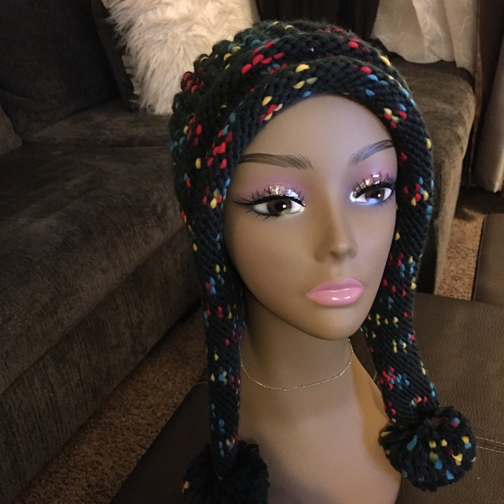 Pom Pom Hat